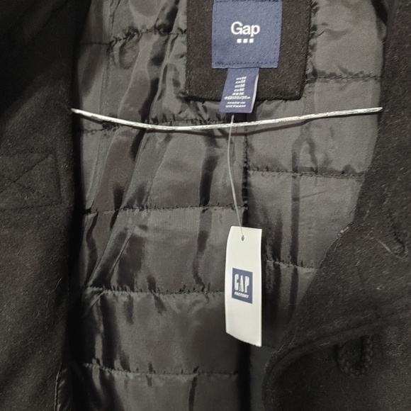 Gap jacket Medium - Picture 2 of 7